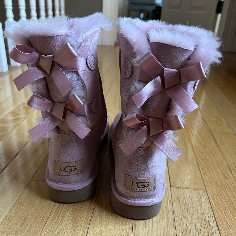 UGG Womens Bailey Bow boots